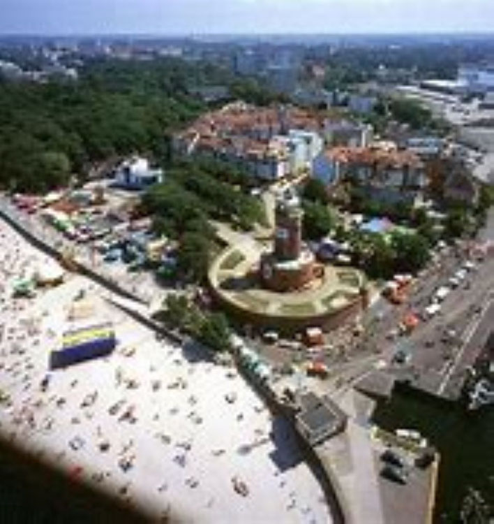 Dom na sprzedaż w Polsce — Wyszukiwarka nieruchomości od deweloperów i właścicieli GEOLN.COM. Zdjęcie 1