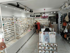 TIENDA DE INVERSIÓN EN VENTA — Encuentre propiedades fuera del plan o reventa de bienes inmuebles directamente de desarrolladores y propietarios GEOLN.COM. Foto 7