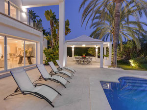 Villa 5 bedrooms 477 m² in Guadalmina Baja, Spain — Find off-plan property or real estate resale directly from developers and owners GEOLN.COM. Photo 9