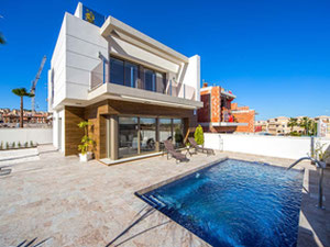 别墅 3 间卧室 115 m² 在 Ciudad de las Comunicaciones, 西班牙 — 来自开发商和业主的房地产搜索引擎 GEOLN.COM. 照片 2