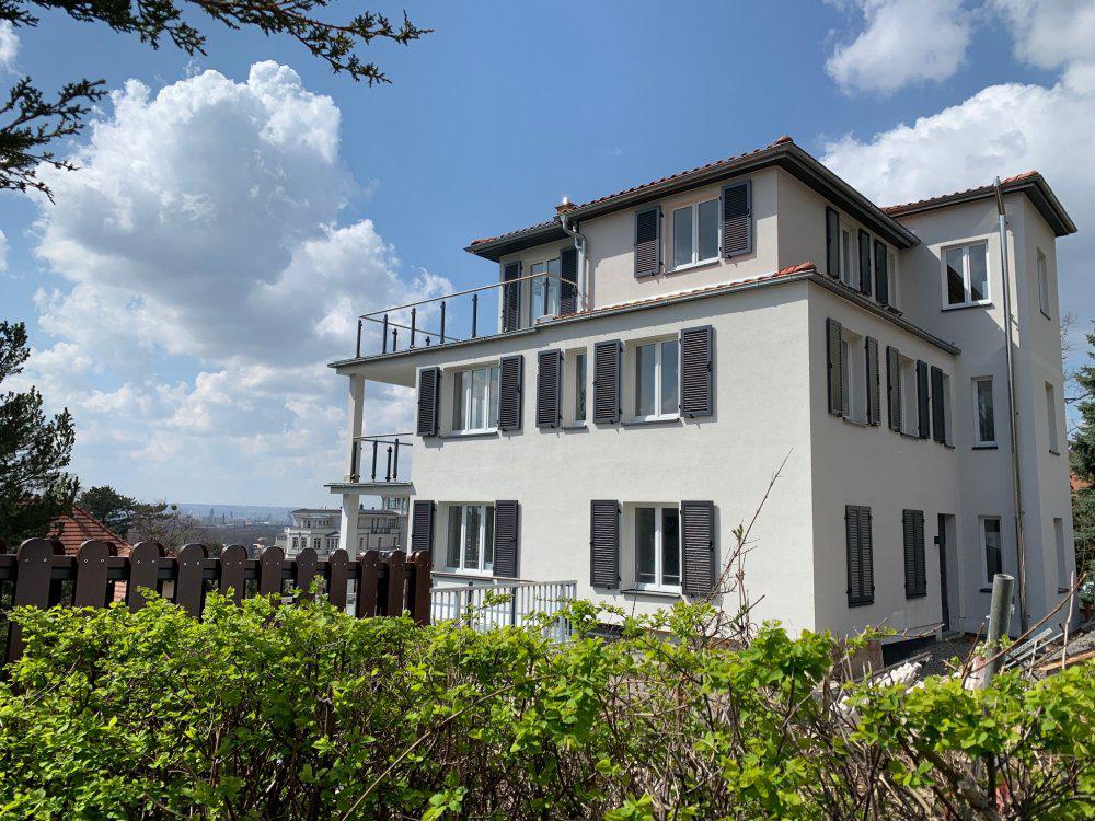 Real estate in Leonhardistraße 10 — look at the real estate search engine GEOLN.COM. Photo 1