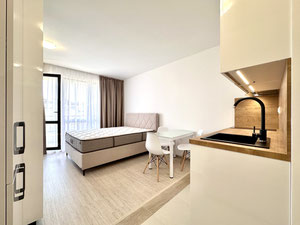 保加利亚。美丽的40平方米公寓，俯瞰阳光海滩的游泳池。 — 来自开发商和业主的房地产搜索引擎 GEOLN.COM. 照片 11