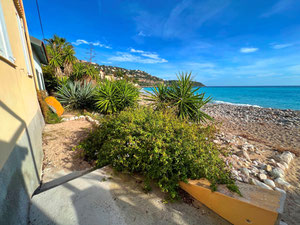 在海滩，水边，别墅 — 来自开发商和业主的房地产搜索引擎 GEOLN.COM. 照片 7