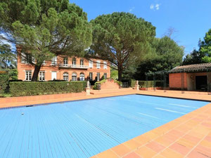 法国郊区的城堡，图卢兹城堡 — 来自开发商和业主的房地产搜索引擎 GEOLN.COM. 照片 2