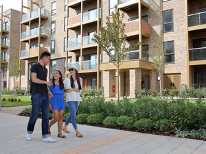 房地产在 Colindale Gardens — look at the real estate search engine GEOLN.COM. 照片 4