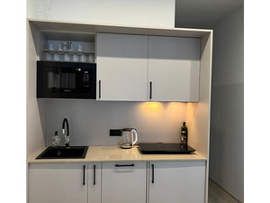 精心设计的31平方米公寓在DarTower — 来自开发商和业主的房地产搜索引擎 GEOLN.COM. 照片 14