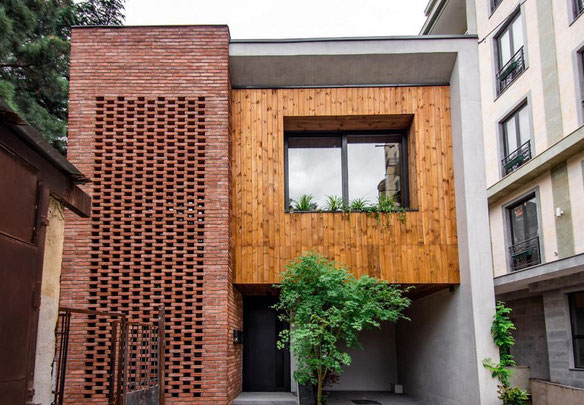 Приватний будинок на Вірі. Купити будинок в Тбілісі, Віра