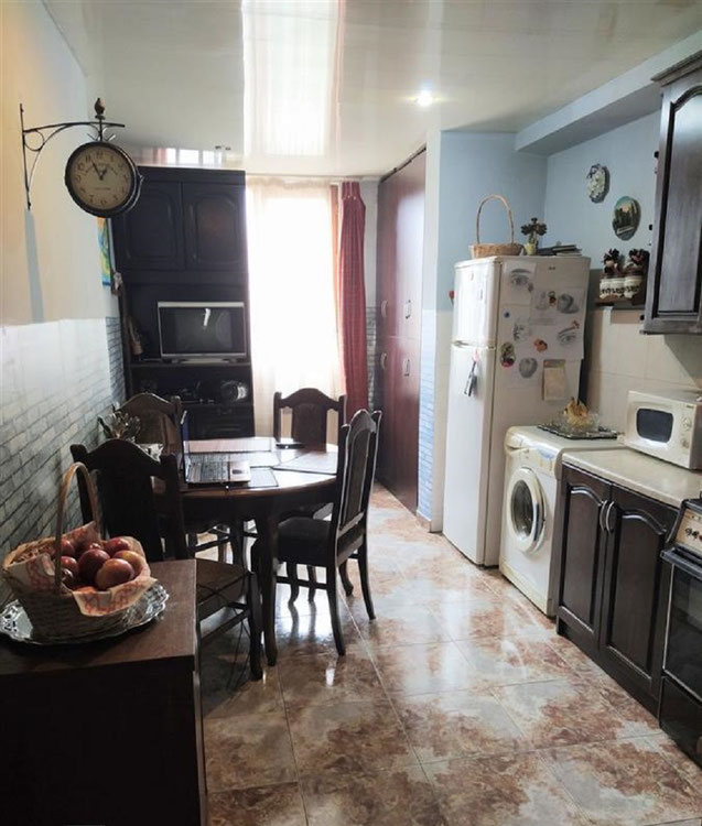 3 кімнатна квартира на схилі Нуцубідзе. Купити квартиру в Тбілісі, Сабуртало — Пошуковик нерухомості від забудовників і власників GEOLN.COM. Фото 1