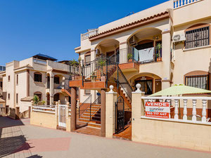 ბუნგალო 2 საძინებელი 56 მ² ტორრევიაში, ესპანეთი — უძრავი ქონების ყიდვა და მფლო ბელებისგან GEOLN.COM. ფოტო 3