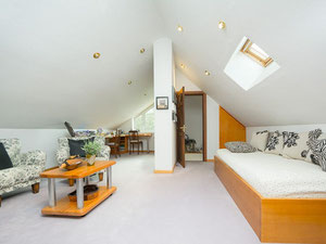 Villa in Spanien, Katalonien, Castelldefels — Immobilien-Suchservice von Bauträgern und Eigentümern GEOLN.COM. Foto 6