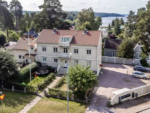 عقار للبيع في Dag Hammarskjölds Vag 279 — انظر إلى محرك البحث العقاري GEOLN.COM. صورة فوتوغرافية 2