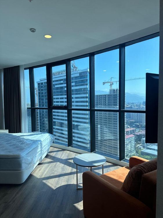 在巴图米出售公寓 — 来自开发商和业主的房地产搜索引擎 GEOLN.COM. 照片 1