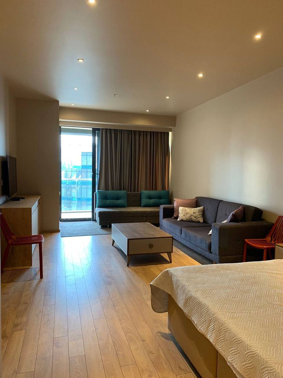 出售两房公寓 — 来自开发商和业主的房地产搜索引擎 GEOLN.COM. 照片 1