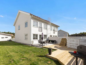 Real estate in Gropenvagen 10A — look at the real estate search engine GEOLN.COM. Photo 2