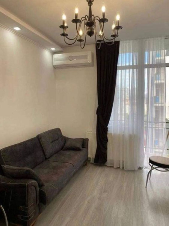 דירה בבאטומי — חיפוש נדל"ן מפרטי ומקבלן GEOLN.COM. תמונה 1