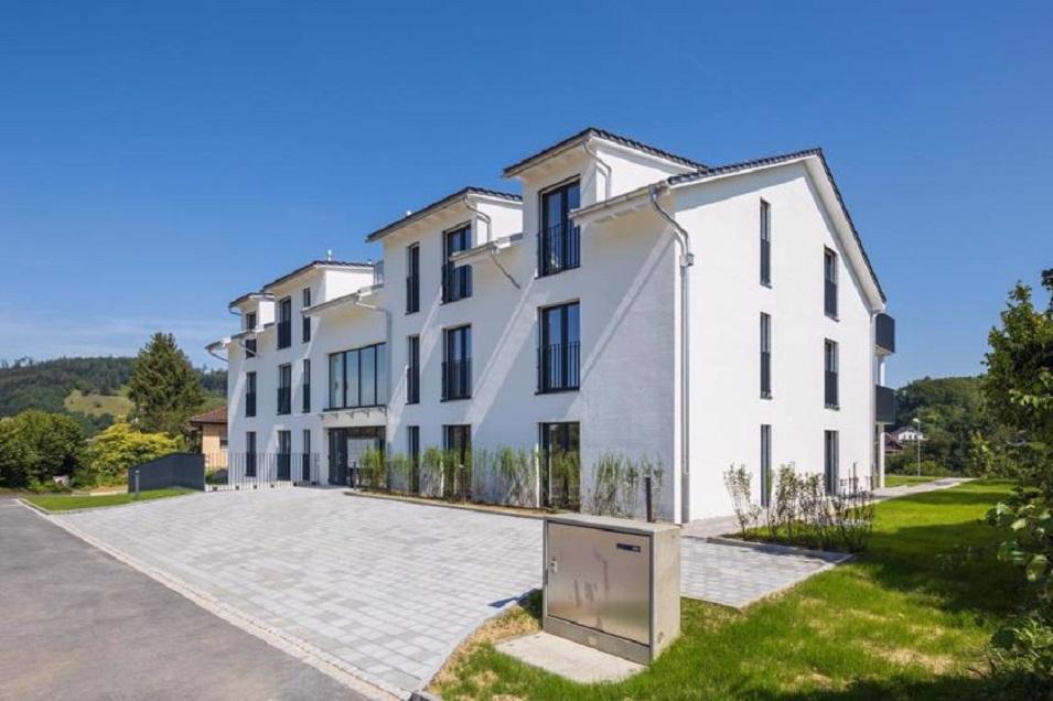 Real estate in Strick — look at the real estate search engine GEOLN.COM. Photo 1