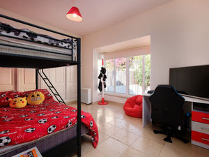 ვილა 5 საძინებელი 359 მ² რივიერა დელ სოლში, ესპანეთი — უძრავი ქონების ყიდვა და მფლო ბელებისგან GEOLN.COM. ფოტო 13