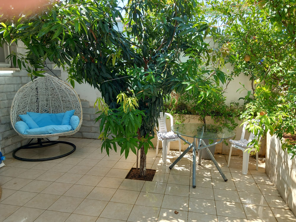 带花园的房子。 — 来自开发商和业主的房地产搜索引擎 GEOLN.COM. 照片 1