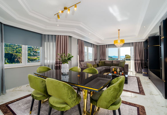 For sale in Alanya luxury villa 3 + 1