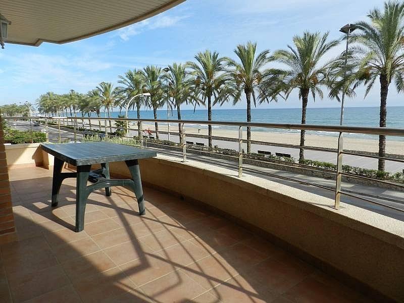 ბინა ზღვის პირას ესპანეთში, კატალონიაში, პუიგმოლტოში — უძრავი ქონების ყიდვა და მფლო ბელებისგან GEOLN.COM. ფოტო 1