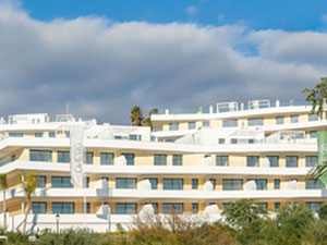 Real estate in One 80 Residences — look at the real estate search engine GEOLN.COM. Photo 5