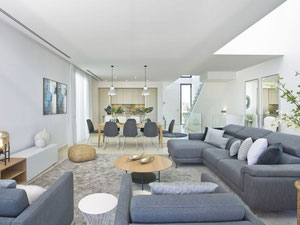 Villa 3 bedrooms 298 m² in Calahonda, Spain — Find off-plan property or real estate resale directly from developers and owners GEOLN.COM. Photo 32