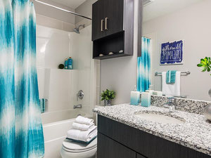 Real estate in Village at Walker Lakes Condos — look at the real estate search engine GEOLN.COM. Photo 9