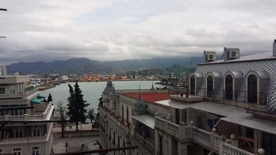 老巴统的公寓 — 来自开发商和业主的房地产搜索引擎 GEOLN.COM. 照片 1