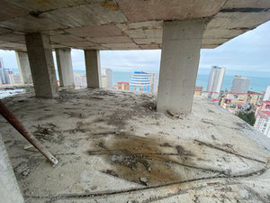 海边的黑框 — 来自开发商和业主的房地产搜索引擎 GEOLN.COM. 照片 2