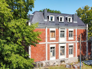 Уникальная вилла с историей - идеальна для коммерческих инвестиций — Поисковик недвижимости от застройщиков и собственников GEOLN.COM. Фото 3