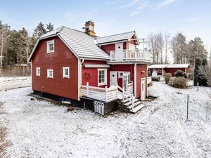 Нерухомість в Norra Stationsvagen 2 — дивіться на пошуковику нерухомості GEOLN.COM. Фото 2