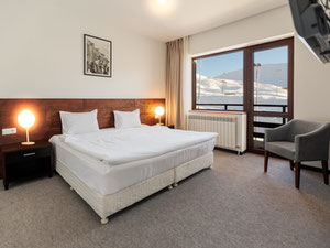 Hotel prestigioso con 70 habitaciones en la estación de esquí Gudauri, Georgia — Encuentre propiedades fuera del plan o reventa de bienes inmuebles directamente de desarrolladores y propietarios GEOLN.COM. Foto 14