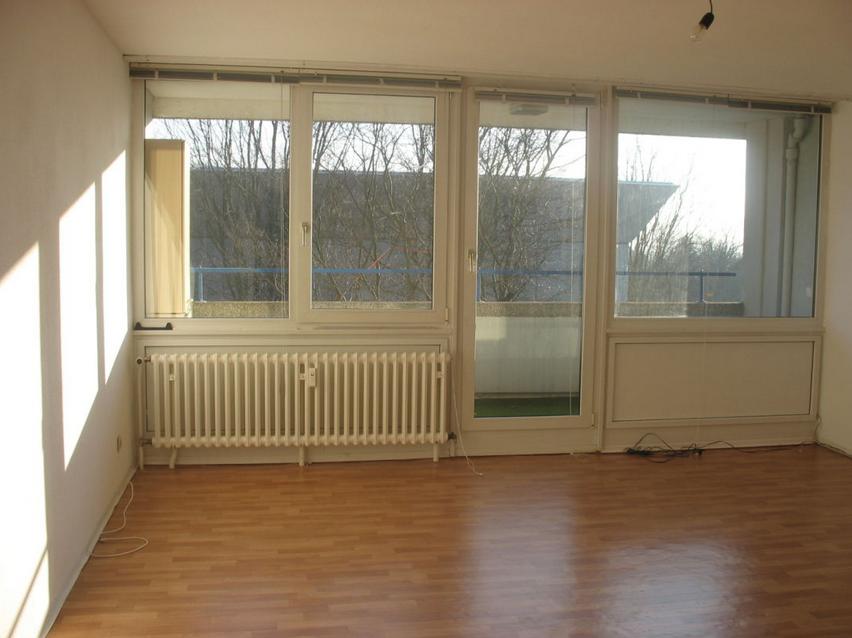 Квартира в Німеччині, Хайльбронн — Пошуковик нерухомості від забудовників і власників GEOLN.COM. Фото 1