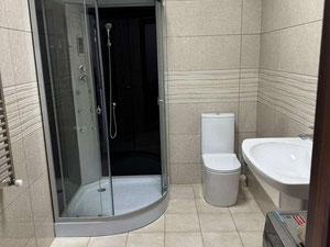 נמכרת דירה בבאטומי — חיפוש נדל"ן מפרטי ומקבלן GEOLN.COM. תמונה 7