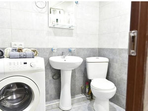 3 شقة من غرفة في Chugureti. شقة بدون وسيط في تبليسي — ابحث عن عقار قيد الإنشاء أو عقار معاد بيعه مباشرة من المطورين والملاك GEOLN.COM. صورة فوتوغرافية 8