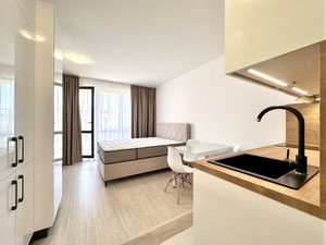 保加利亚。美丽的40平方米公寓，俯瞰阳光海滩的游泳池。 — 来自开发商和业主的房地产搜索引擎 GEOLN.COM. 照片 12