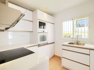 联排别墅 2 卧室 70 平方米，位于西班牙新黄金地带 — 来自开发商和业主的房地产搜索引擎 GEOLN.COM. 照片 7