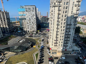 出售巴图米的公寓 — 来自开发商和业主的房地产搜索引擎 GEOLN.COM. 照片 2