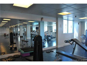 Villa in USA, Florida, North Bay Village — Find off-plan property or real estate resale directly from developers and owners GEOLN.COM. Photo 10