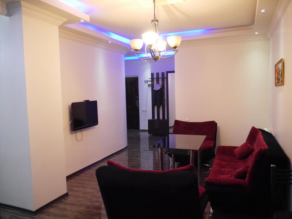 舒适的公寓，位于巴统的安静地区 — 来自开发商和业主的房地产搜索引擎 GEOLN.COM. 照片 1