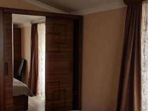 3 ოთახიანი ბინა საბურთალოზე. შეიძინეთ ბინა თბილისში, საბურთალოზე — უძრავი ქონების ყიდვა და მფლო ბელებისგან GEOLN.COM. ფოტო 8