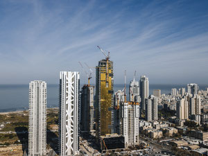 Real estate in Lighthouse — look at the real estate search engine GEOLN.COM. Photo 3