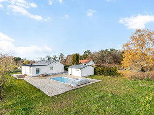 Real estate in Abyvagen 17 — look at the real estate search engine GEOLN.COM. Photo 3