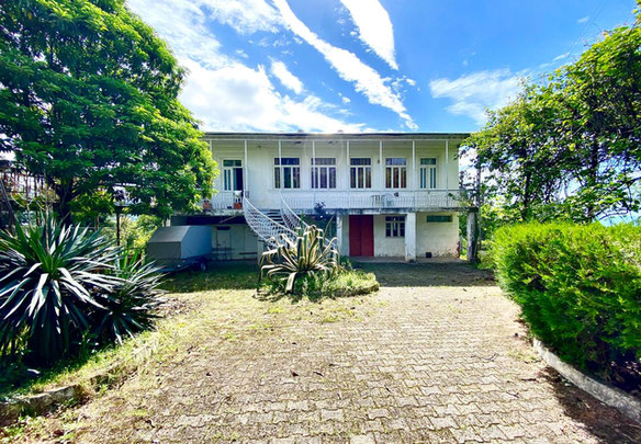 Будинок в Квирике