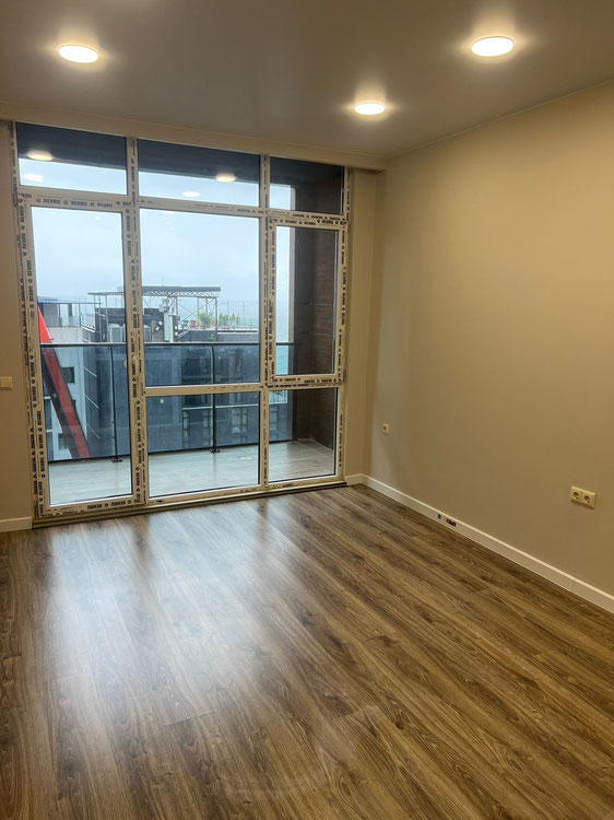 ბინა ბათუმი ბი რეზიდენსში — უძრავი ქონების ყიდვა და მფლო ბელებისგან GEOLN.COM. ფოტო 1