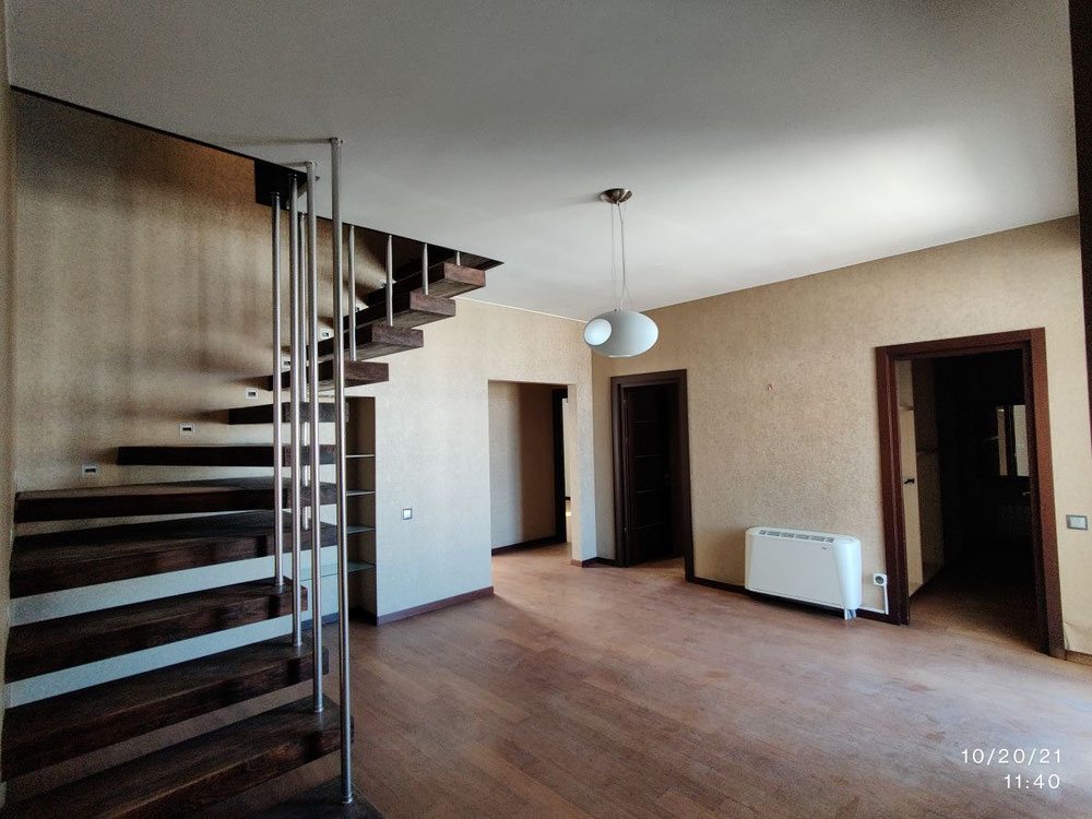 شقة 8 غرف للبيع — ابحث عن عقار قيد الإنشاء أو عقار معاد بيعه مباشرة من المطورين والملاك GEOLN.COM. صورة فوتوغرافية 1