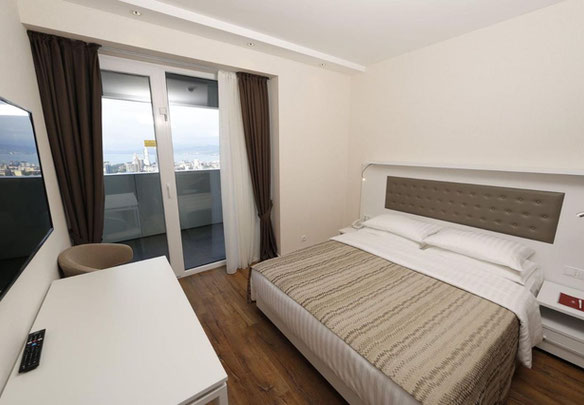 Studio w Alliance Palace