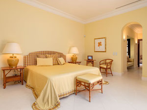 别墅 5 间卧室 1025 平方米，位于西班牙马贝拉 — 来自开发商和业主的房地产搜索引擎 GEOLN.COM. 照片 44