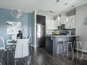 Real estate in Village at Walker Lakes Condos — look at the real estate search engine GEOLN.COM. Photo 7