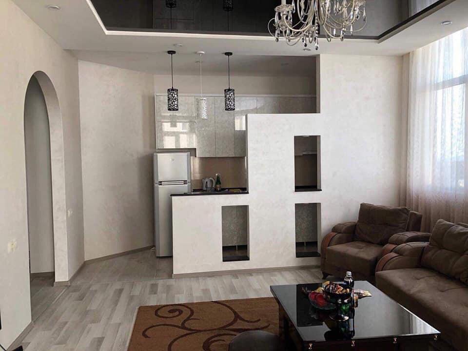 Продається 3-кімнатна квартира. — Пошуковик нерухомості від забудовників і власників GEOLN.COM. Фото 1